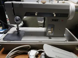 Máquina de coser PFAFF 96.