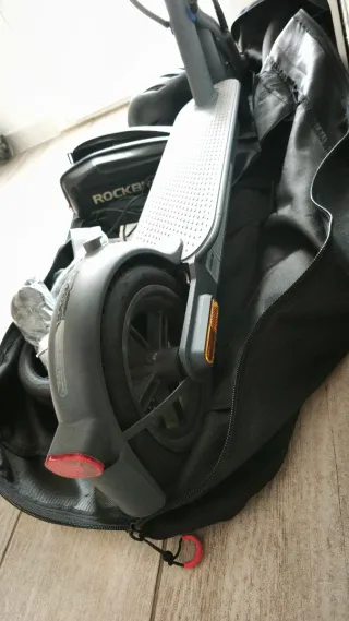 Patinete Eléctrico Xiaomi Mi Scooter 3