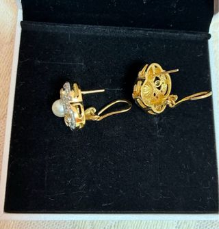 Pendientes flor circonitas dorados