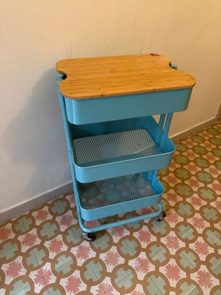 Carro auxiliar Ikea y madera