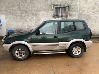Nissan Terrano II