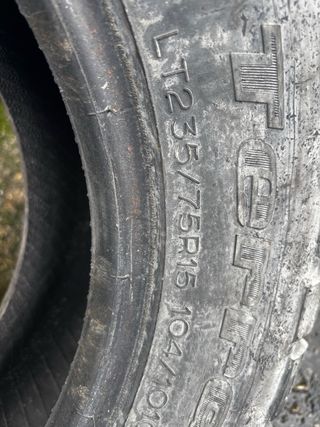 1 Neumático Bfgoodrich Mud Terrain LT225/75/15