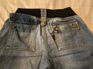 Jeans/bermuda vita alta neri e blu; 100% Cotone