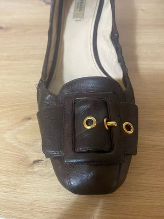 Scarpe Prada in pelle con Fibbia
