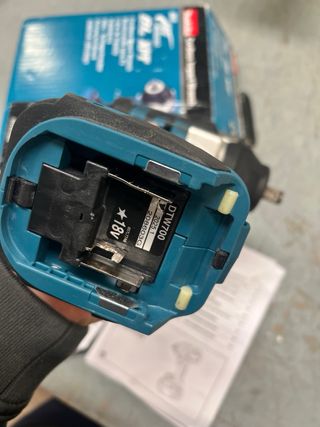 Makita DTW700Z - Chave de Impacto BL 18V LXT