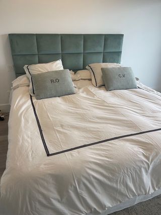 OCASIÓN Cabecero terciopelo Borgia Conti 180cm