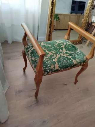 SILLÓN ANTIGUO DESCALZADORA