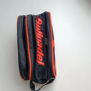 Neceser Bullpadel Alejandra Salazar