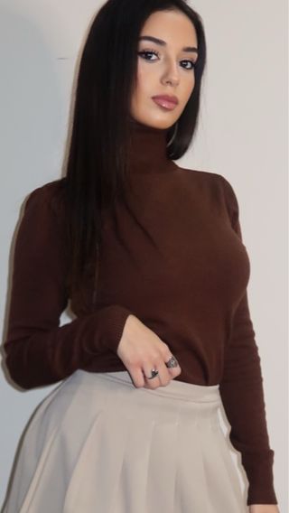 Lupetto a costine marrone