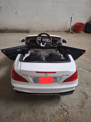 Coche de batería para niños