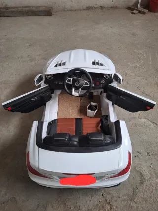 Coche de batería para niños