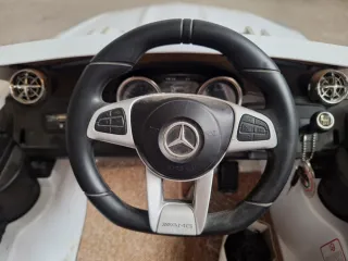 Coche de batería para niños