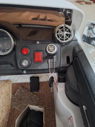 Coche de batería para niños