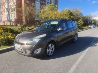 Renault Grand Scenic 2010