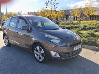 Renault Grand Scenic 2010