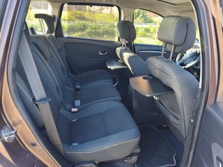 Renault Grand Scenic 2010