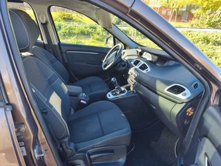 Renault Grand Scenic 2010