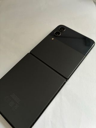 Samsung Galaxy Z Flip 4 Nero Pezzi