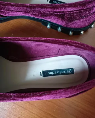 Zapatos terciopelo granate mujer