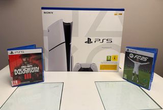 PlayStation 5 + 2 Juegos