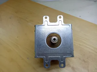 Magnetrón Whirlpool 2M167B-M14