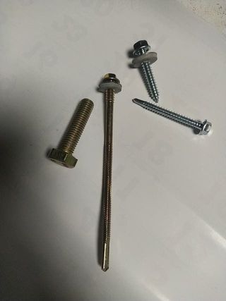 Lote de tornillos variadosLote tornillos