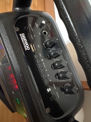 Reproductor/Altavoz/Karaoke DAEWOO. NUEVO.