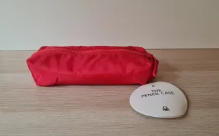 A ESTRENAR! Estuche Benetton Rojo