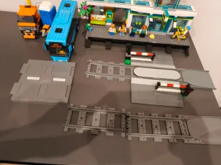 Lego City Stazione Treno 60335