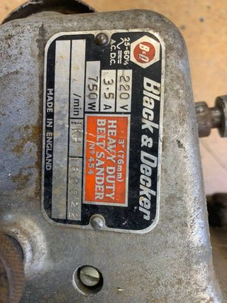 Lijadora Banda Black&Decker Profesional