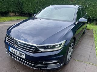 Volkswagen Passat R-Line 240cvTDI 4Motion