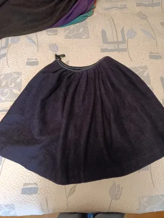 Manteo o Saya leer anuncio precio por unidad