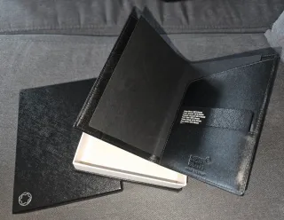 Cartera Montblanc Negra con Estuche