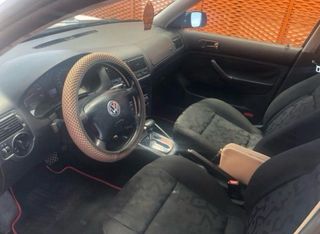 Volkswagen Golf 2000 Caja de cambio para REPARAR