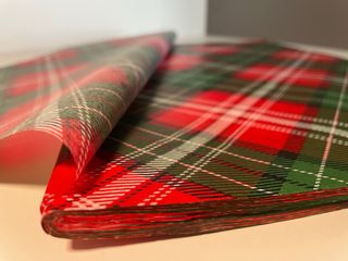 Carta velina natalizia a quadri