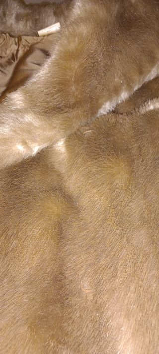 Abrigo Cedora imitación piel marrón