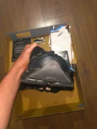 New Balance 9060 Negras