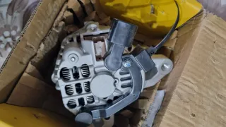 Alternatore Hella 14V 80A 8EL 011 710-651