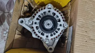 Alternatore Hella 14V 80A 8EL 011 710-651