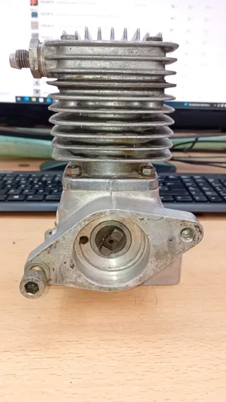 Compresor suspensión neumática Mercedes 0011317301