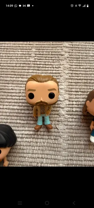 Lote Figuras Funko Pop + libro original