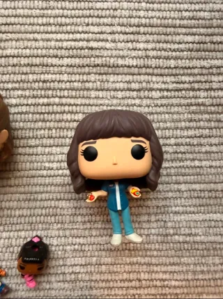 Lote Figuras Funko Pop + libro original