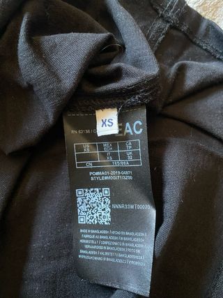 Camiseta GUESS Negra