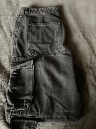 Pantalón Baggy Gris