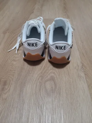 Zapatillas Nike Pacific Blancas