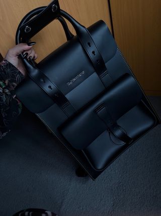 Mochila Dr. Martens Negra Cuero