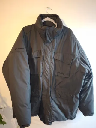 Abrigo plumas Columbia gris