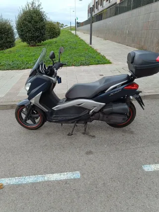 Yamaha XMax 125cc