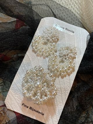 Broche y Pendientes Perlitas( fotos)