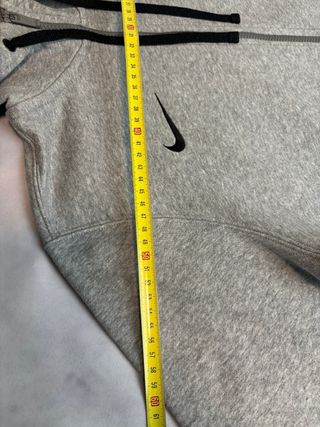 Sudadera Nike Gris con Cremallera y Capucha M
